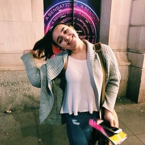 Meet your Posher, Jade